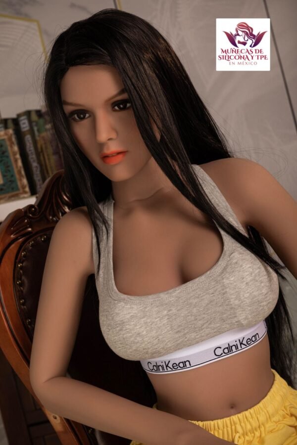 Kristen - Image 3