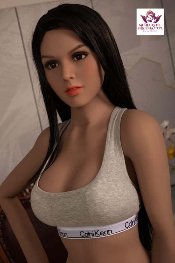 Kristen - Image 4